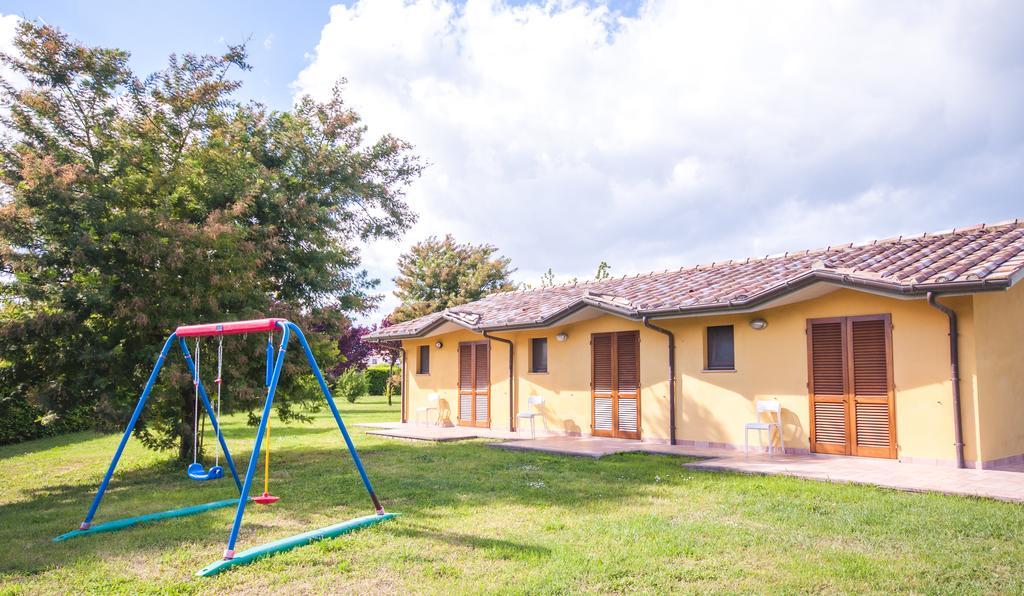 Le Macerine Hotel Castiglione del Lago Bagian luar foto