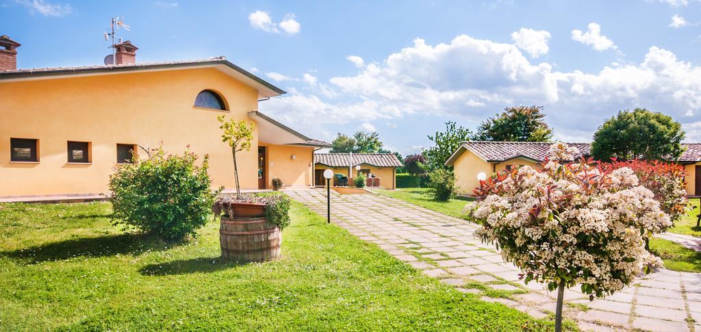 Le Macerine Hotel Castiglione del Lago Bagian luar foto