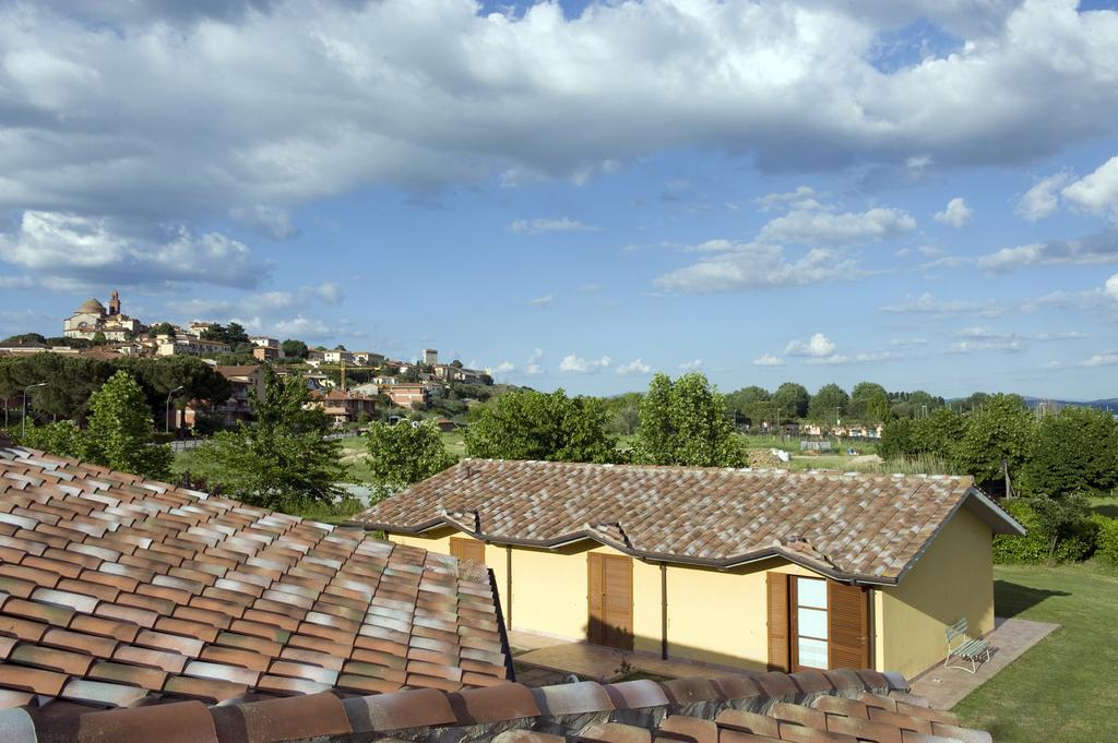 Le Macerine Hotel Castiglione del Lago Bagian luar foto